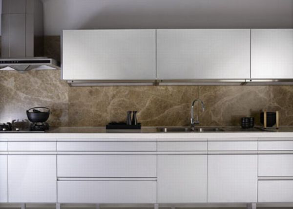 California Kitchen Cabinets