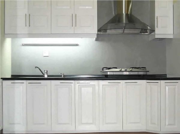 Kitchen Cabinets White
