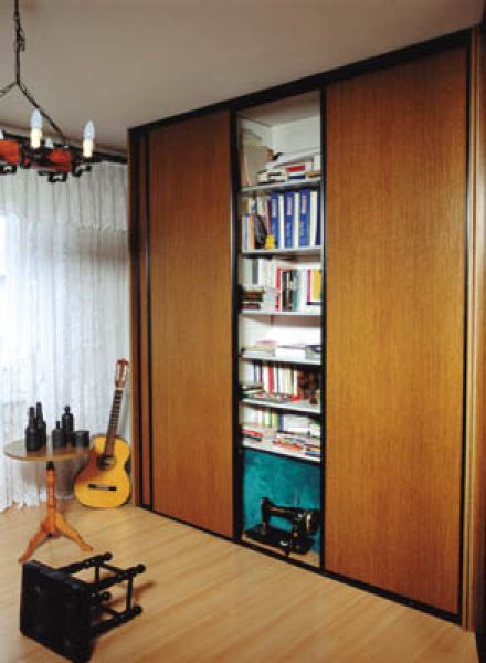 Wardrobe Closet