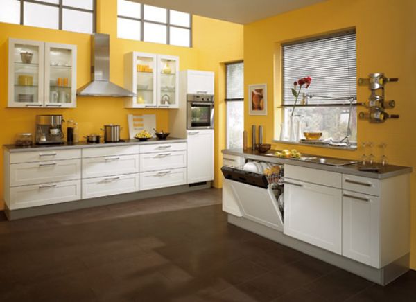 Classic White Kitchen Cabinets
