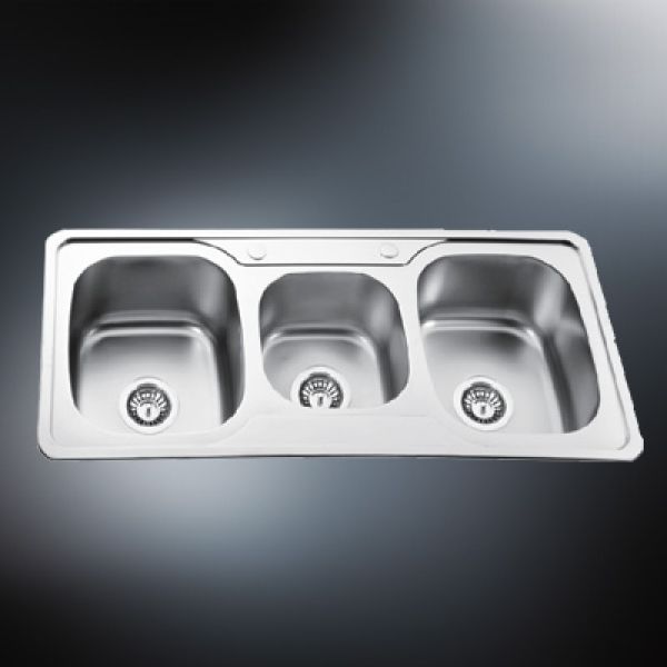 triple stainless steel sink