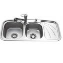 vintage kitchen sinks with drainboard