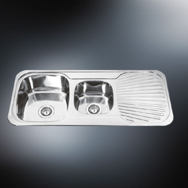 stainless steel sink with oven cleaner
